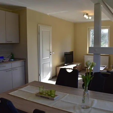 1 * Roggentin (Mirow)