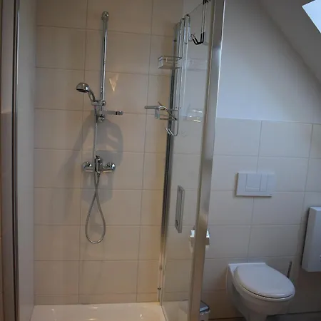 1 Apartment